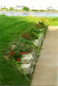 Retaining wall
